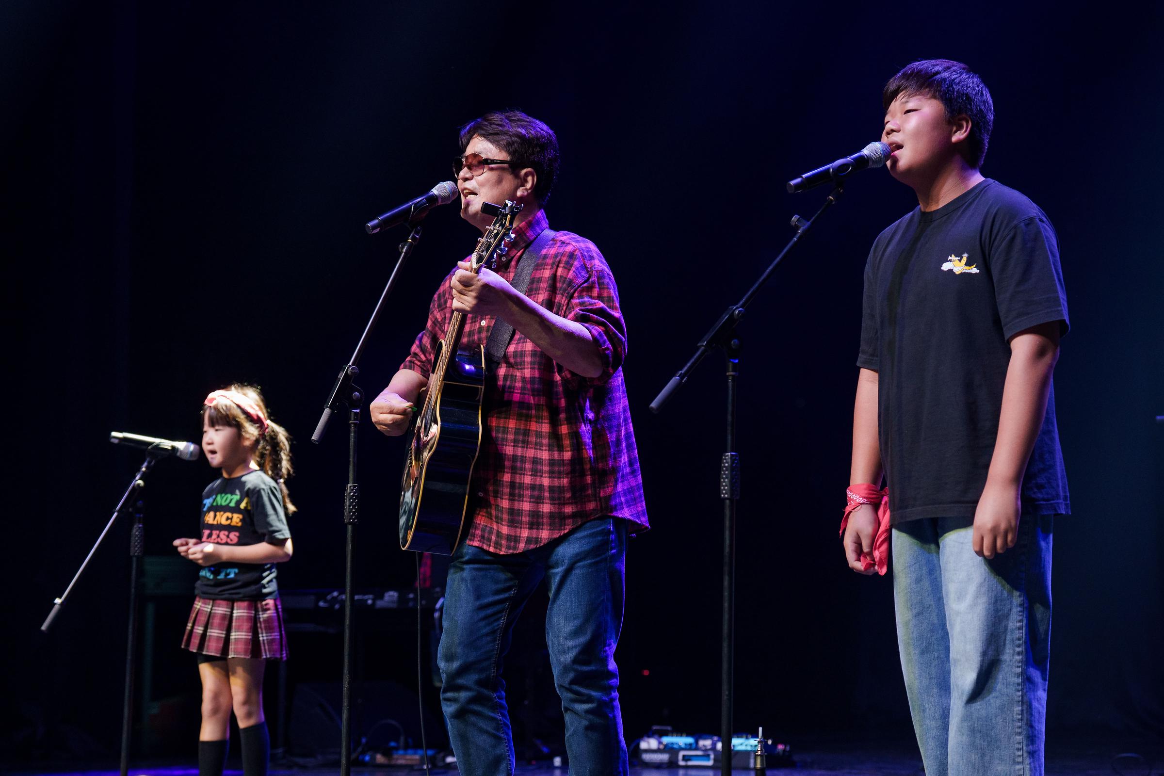 합창단 무대 사진2